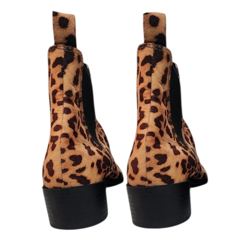 A New Day Krista Microsuede Pointed Leopard Chelsea Bootie, Sz 10